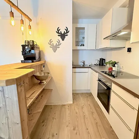 Belle Kitz Pure Im Zentrum By Belle *